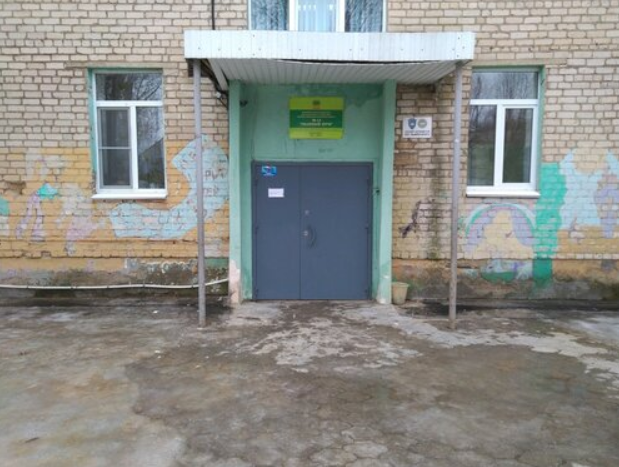 Средняя школа № 14 "Зеленый шум" корпус начальных классов Средняя школа № 14 "Зеленый шум" корпус начальных классов